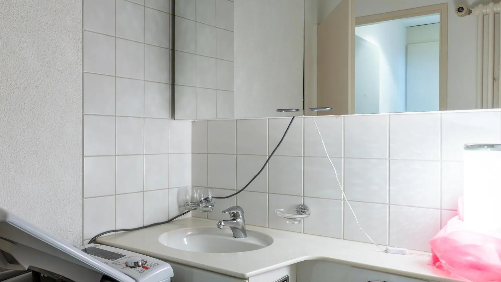 בזל Bright Flat With Workspace Near Downton