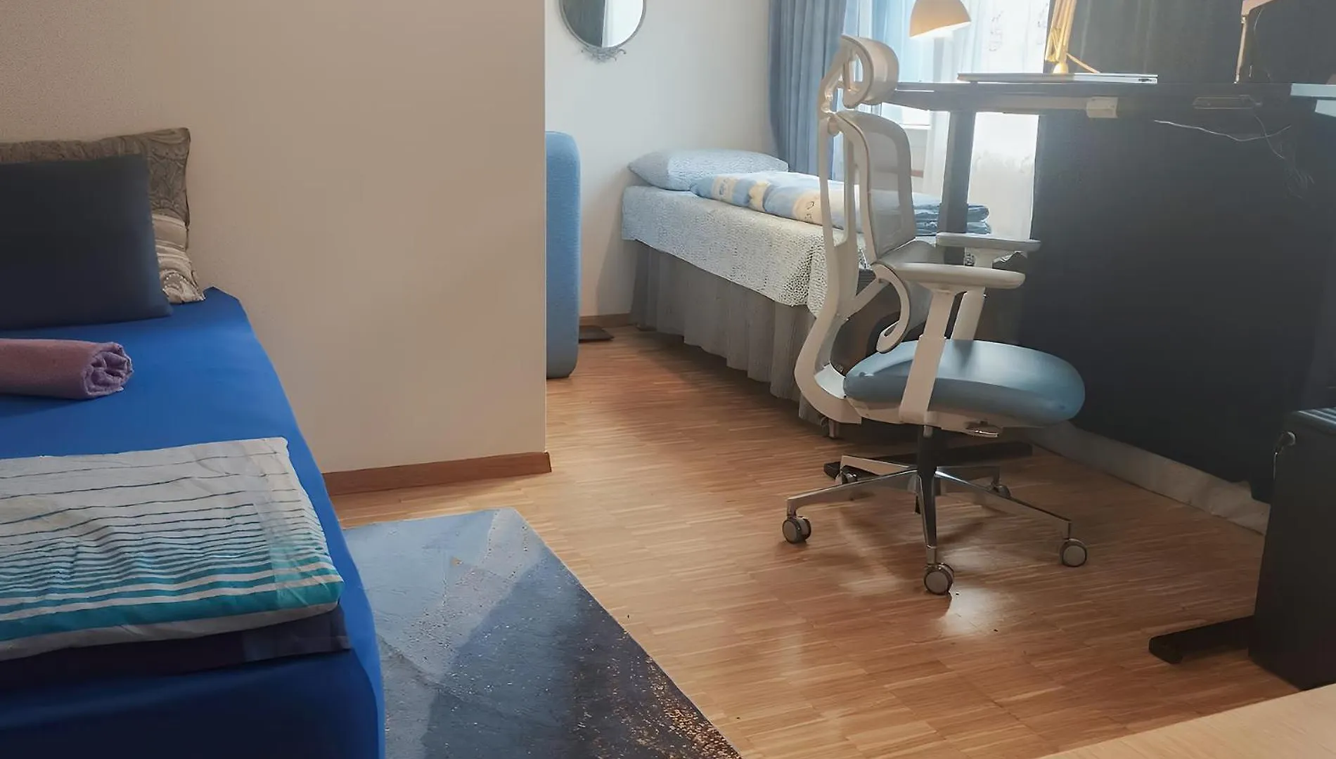 דירה בזל Bright Flat With Workspace Near Downton